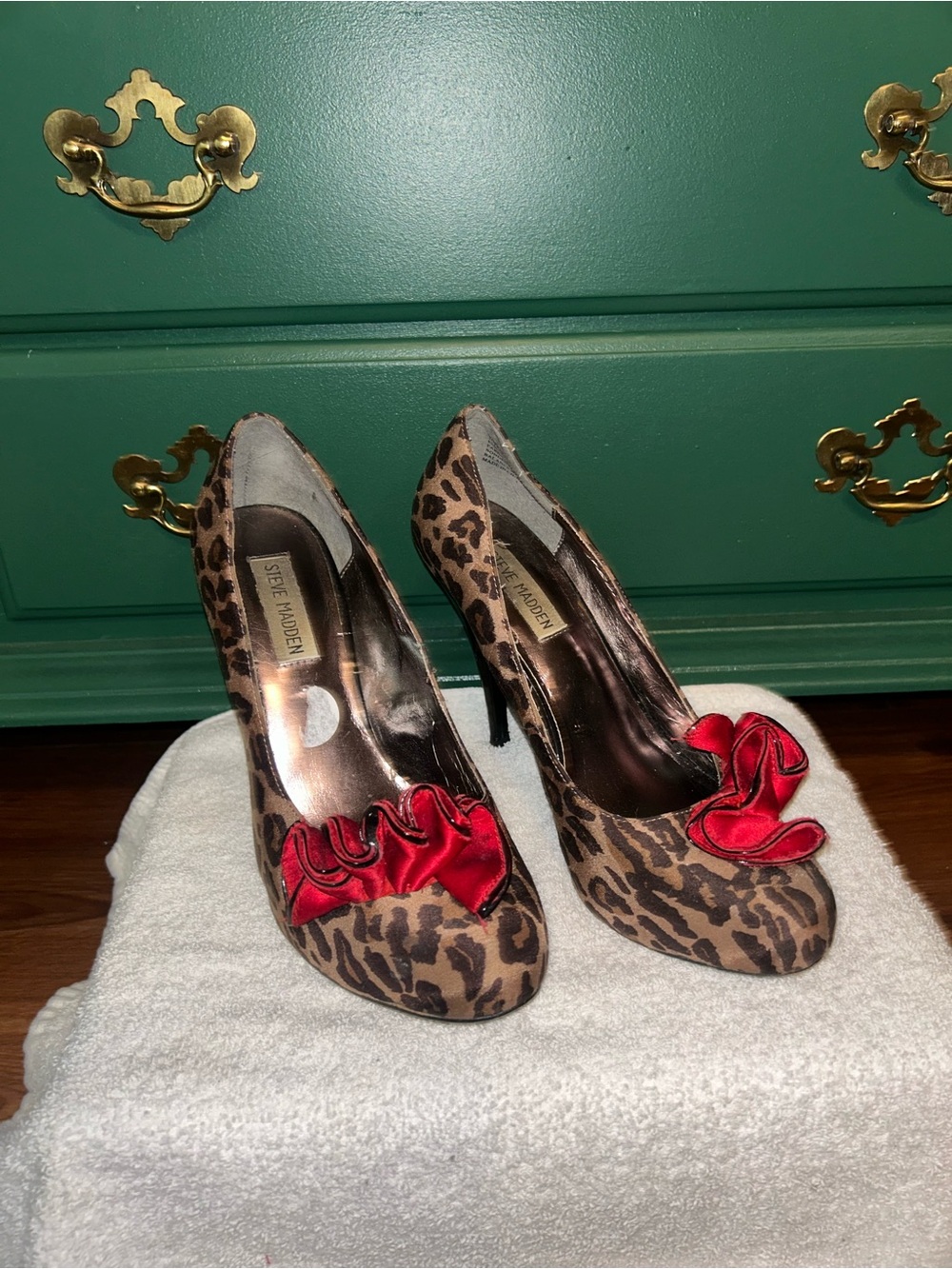 Steve Madden Leopard Print Pumps with Red Satin Ruffle
